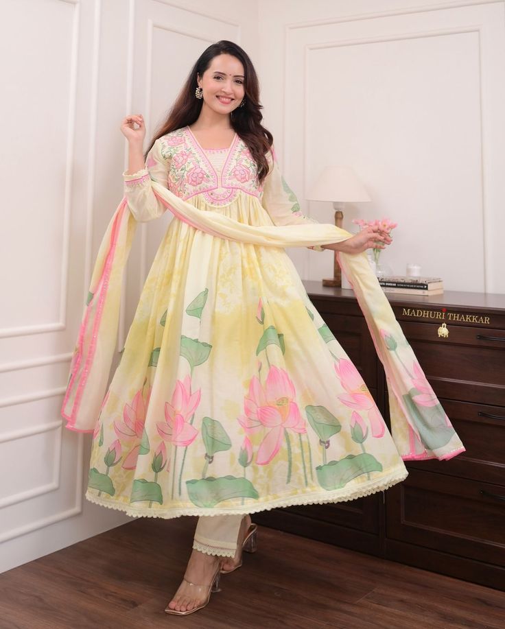 Blossom Grace Kurti Set 6 (Copy)