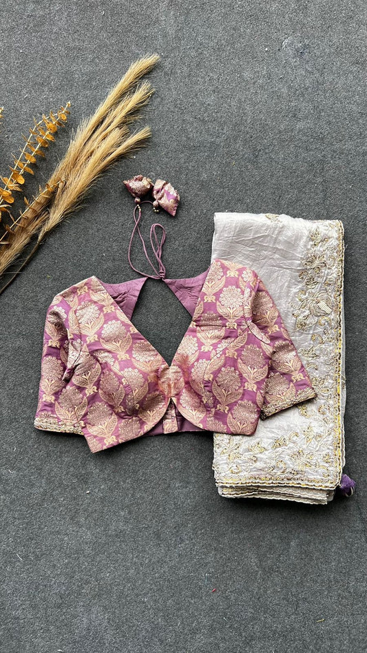 signature saree